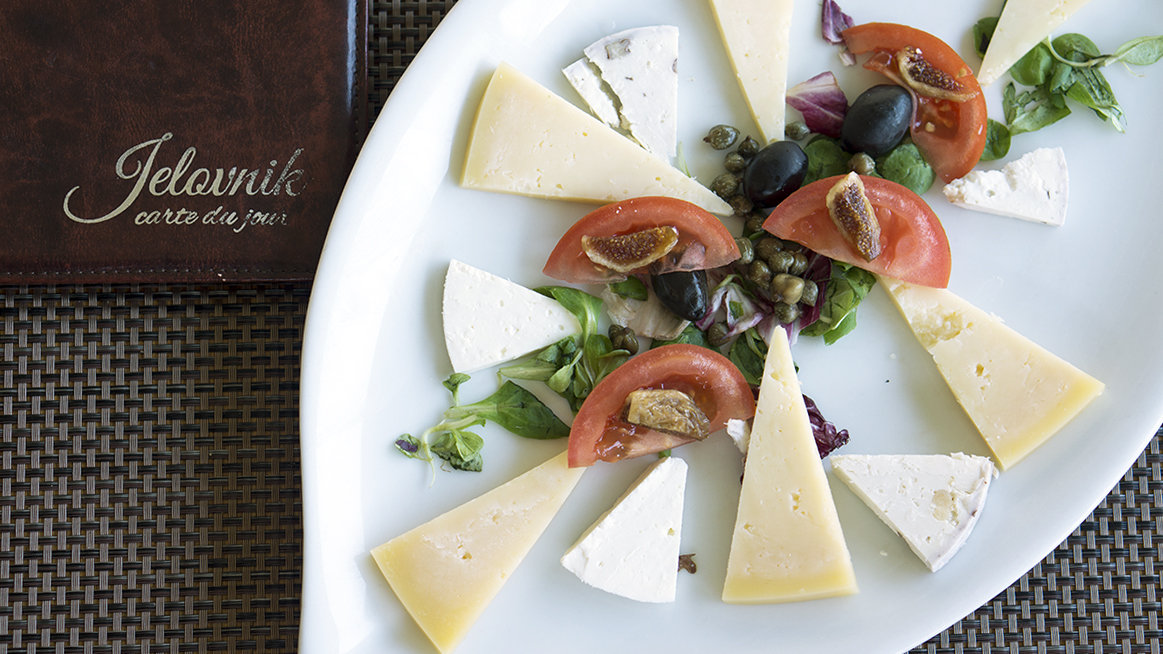 Hvar's Top Wine Experience | Zlatan Otok Winery and Restaurant